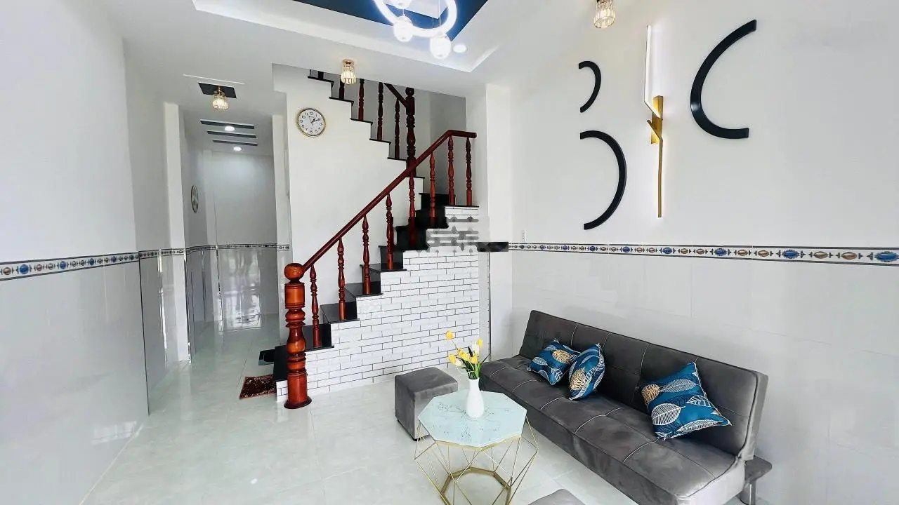 Nhà Cần Giuộc, ngay phòng công chứng Bích Thuỷ chỉ 798tr