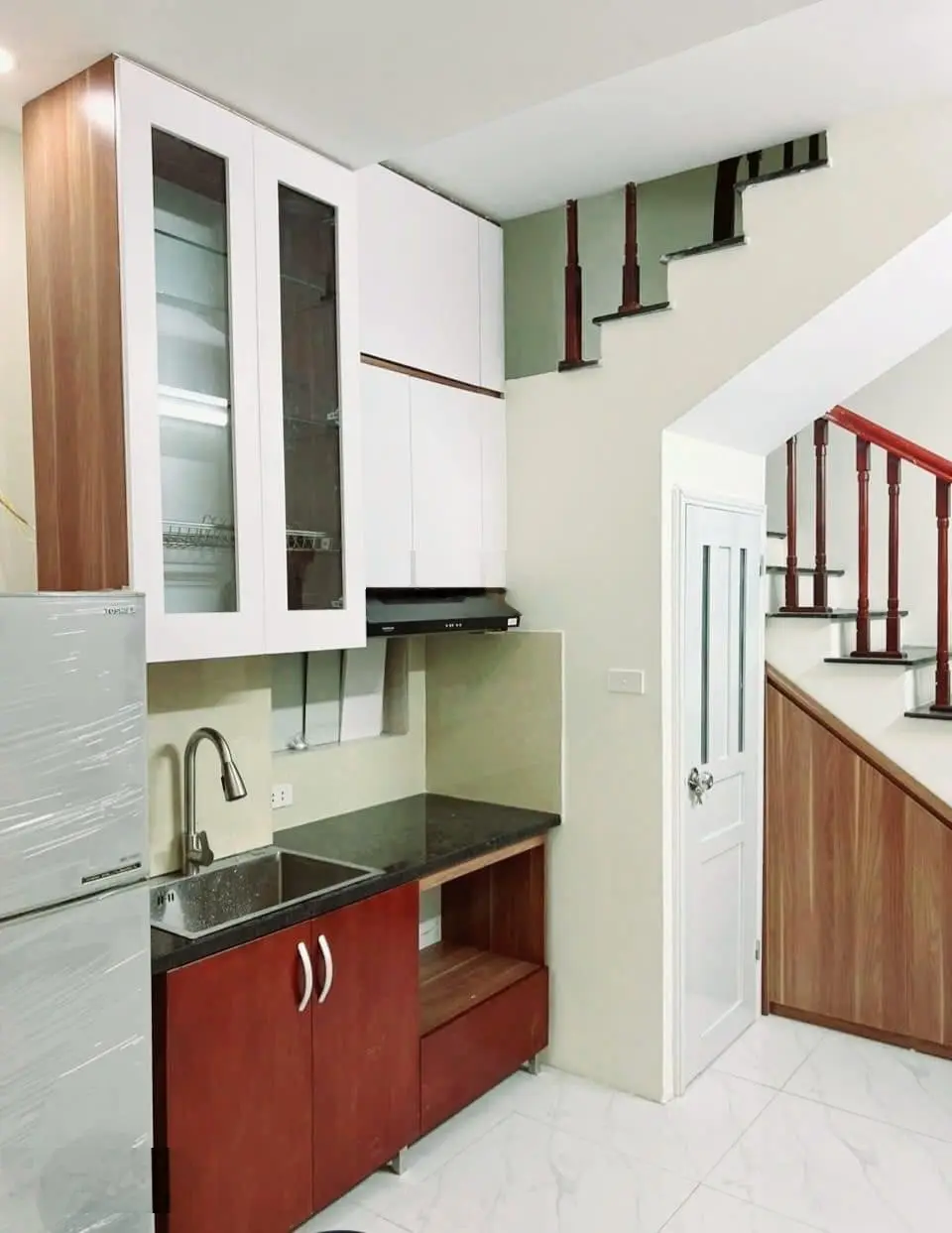 Khu Ba Đình VIP - Bán Gấp - Điện Biên Phủ - Phân Lô- Dt : 24m2*5tầng *8,1tỷ