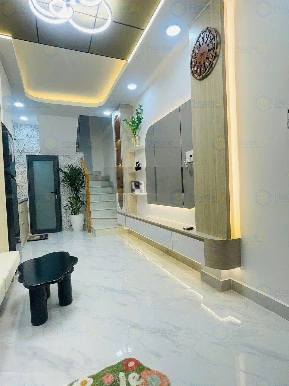 Chính chủ bán nhà phố liền kề dân cư đông đúc gần KCN Cầu Tràm