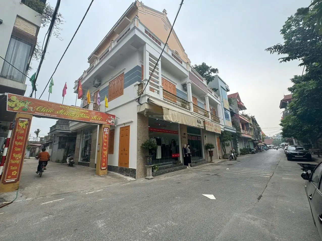 Chị gái nhờ bán đất trung tâm thôn Đại Phùng-Đan Phượng- ô tô tải đỗ sát đất
