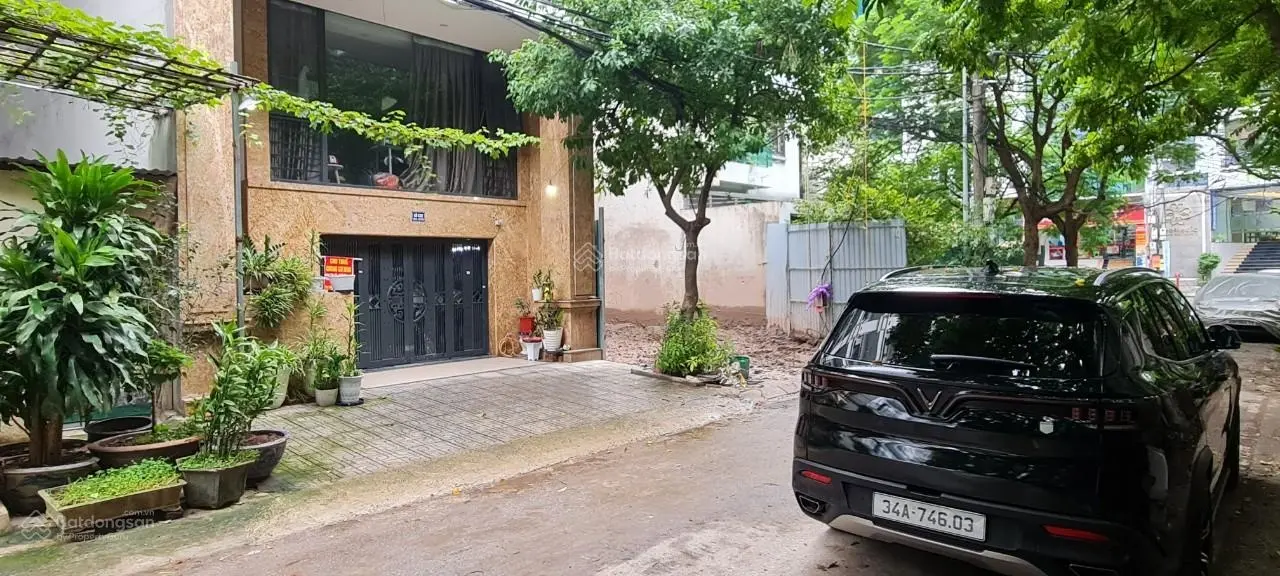 Bán gần tòa nhà 9 tầng 125m2, 31 phòng tại đất đấu giá Yên Xá, đường 12m, vỉa hè thu gần 2 tỷ/năm