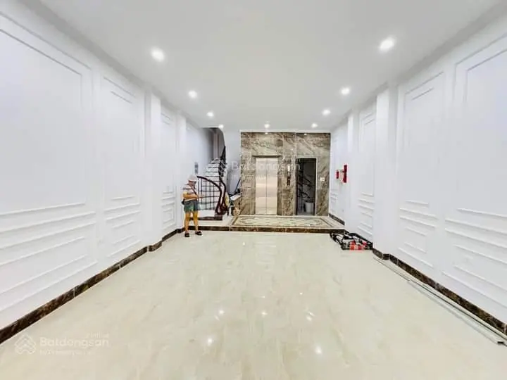 Hiếm hoi! nhà Đào Tấn, thang máy, ngõ thông, siêu mới, 55m2 *7T