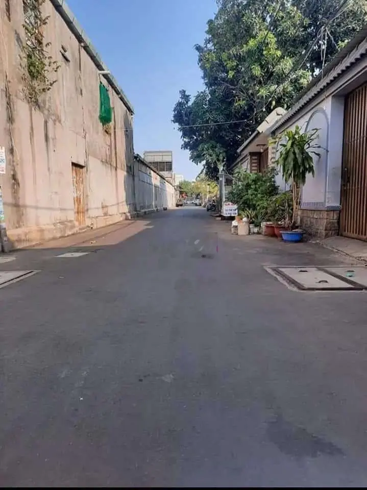 Bán nhà hẻm thông 2 ô tô tránh nhau phường 11 Tp Vũng Tàu