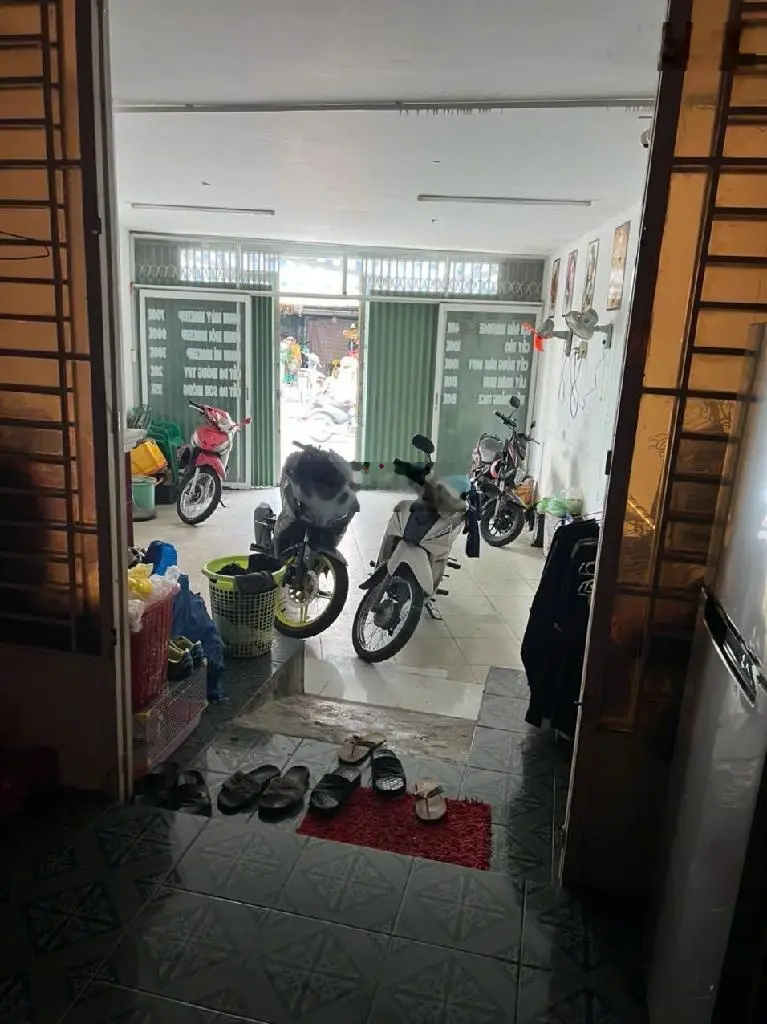 Mặt tiền thuận lợi KDBB đa ngành 88m 2 tầng gần chợ Xóm Củi, Ba Đình, Q8 SHR plý chuẩn nhỉnh 9tỷ tl
