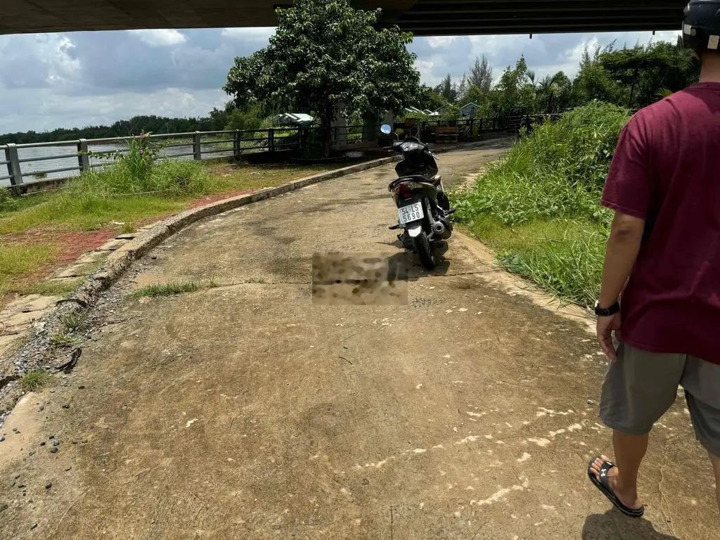 Bán đất nhơn đức
