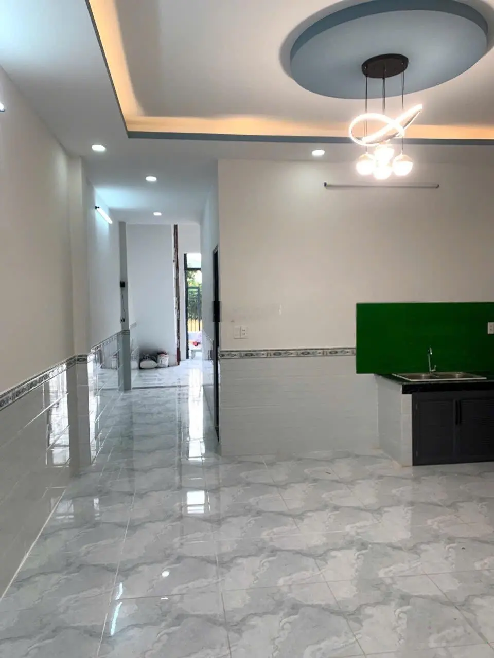 Bán nhà 1 trệt 1 lửng, phù hợp cho gia đình có từ 2 đến 4 thành viên