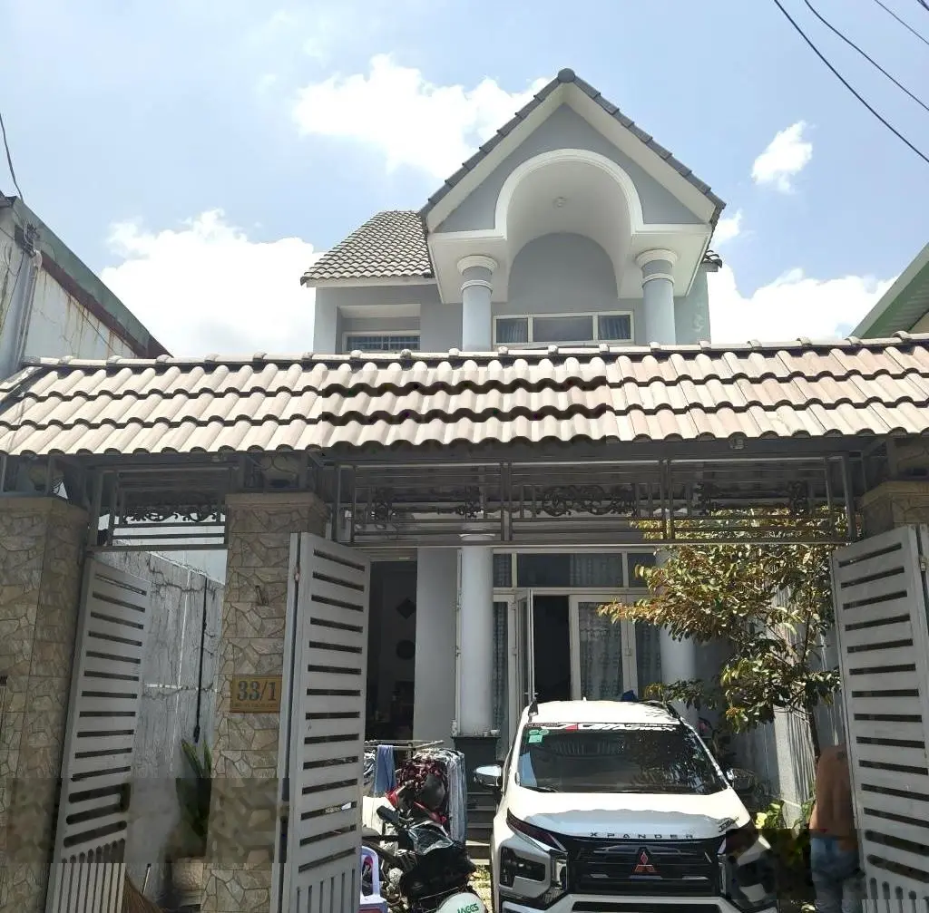 Nhà bán TT Linh Trung, sát Hoàng Diệu 2, Vincom, DT: 132m2(6x22m), giá 11 tỷ, Hẻm xe tải, sân oto