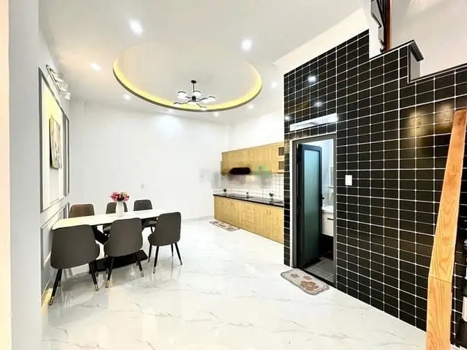Bán Nhà Đẹp Đường Nguyễn Thượng Hiền 50m2, 4 Tầng, P5, Chỉ 9,15 Tỷ