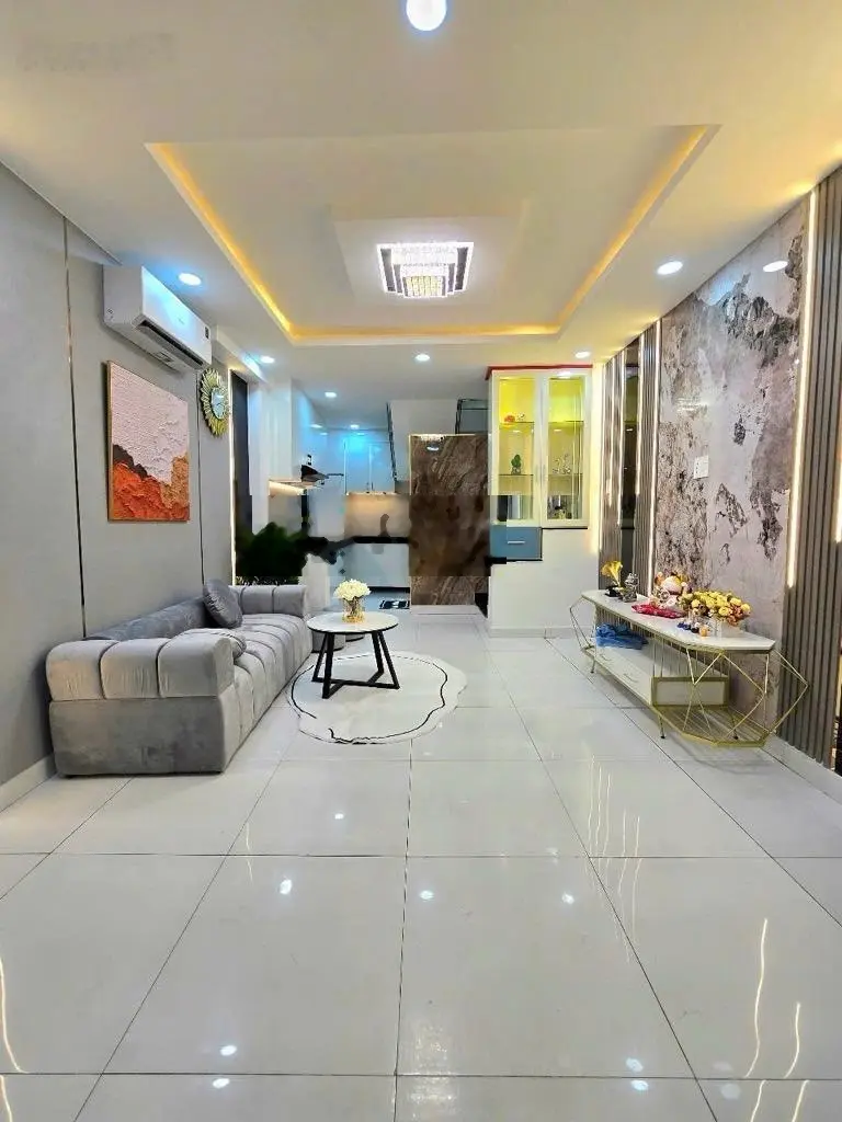 Nhà mới đẹp - HXH - sát MT Phan Xích Long - sổ mới đẹp vuông vức