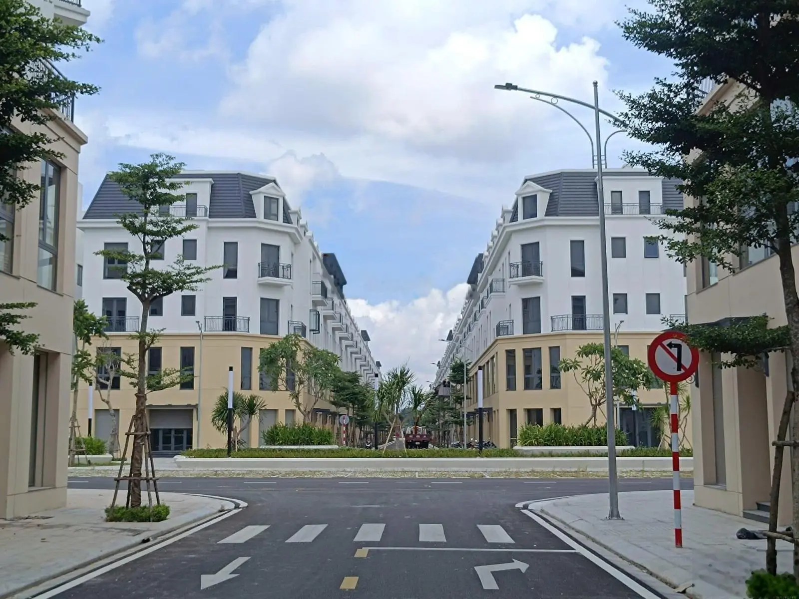 Cơ hội đầu tư liền kề 80m2 xây 5 tầng, giá 5.39 tỷ, ngay Vinhomes Star City Thanh Hoá