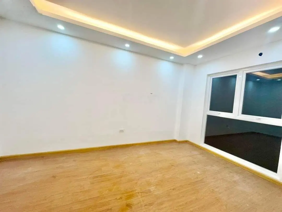 Chính chủ bán nhà khương đình - tx - lô góc - kinh doanh - 30m ra đường ô tô - 40m - 7 tỷ.