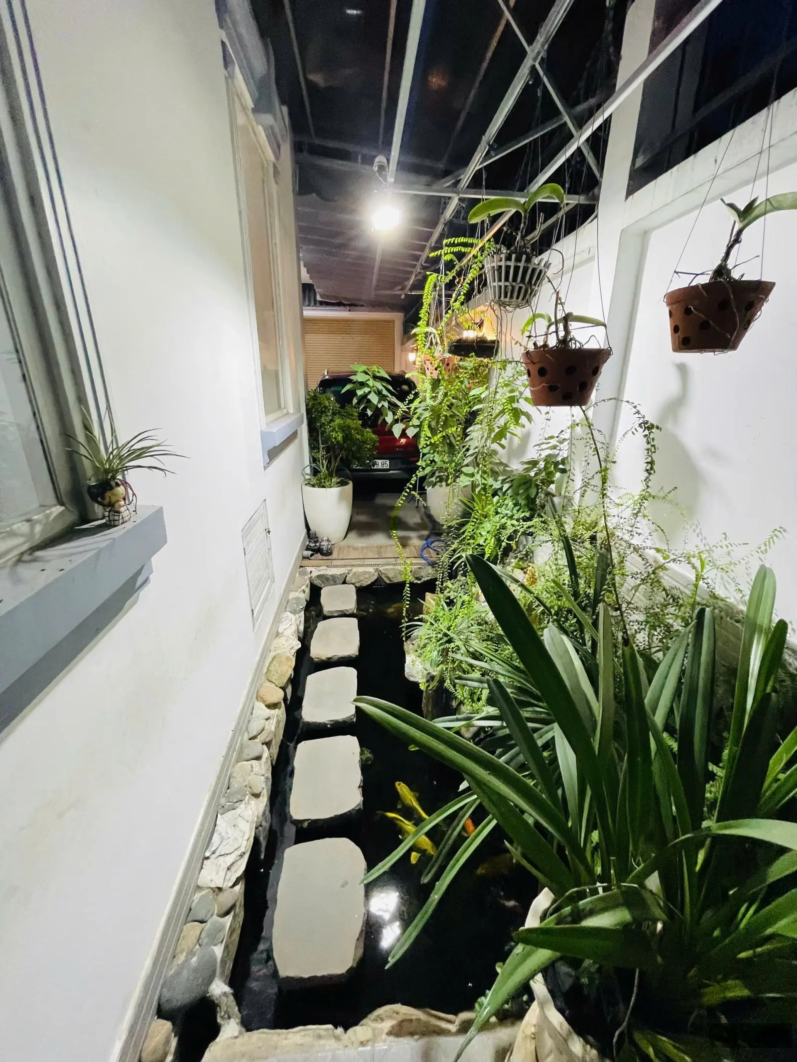 Bán biệt thự 2 mặt tiền Thạnh Mỹ Lợi. 10x20 (200m2) Để lại toàn bộ nôi thất cao cấp. Chỉ 22 tỷ TL