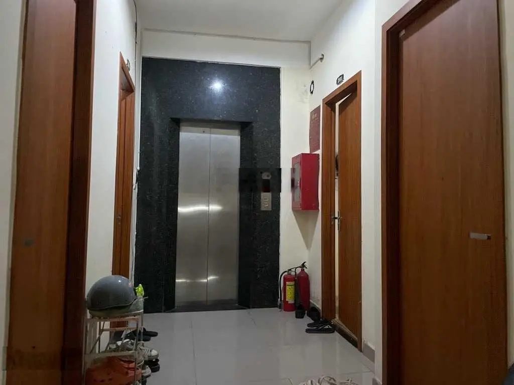 Bán tòa căn hộ Hải Châu đường Ông Ích Khiêm 7 tầng thang máy dòng tiền 45tr/th
