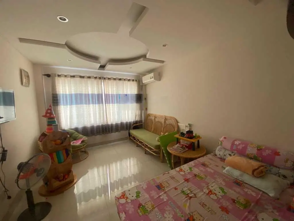 Hẻm 5m Đường D1 (Nguyễn Văn Thương), 5 tầng, khu kinh doanh sầm uất Bình Thạnh