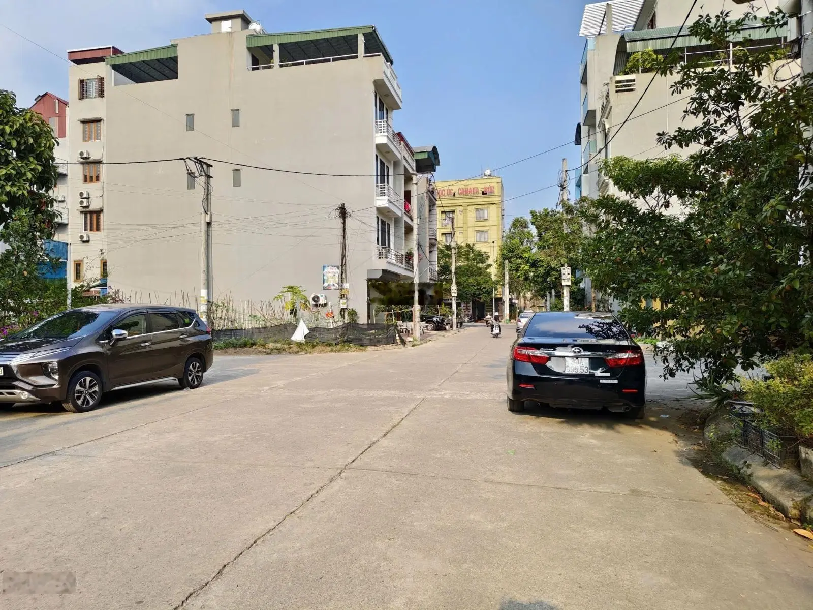 Chính Chủ Cần Bán Nhanh Lô Đất Mặt Đường Phan Huy Chú Cách Hoàng Hoa Thám 4 Lô Đẹp Không Vướng Gì.