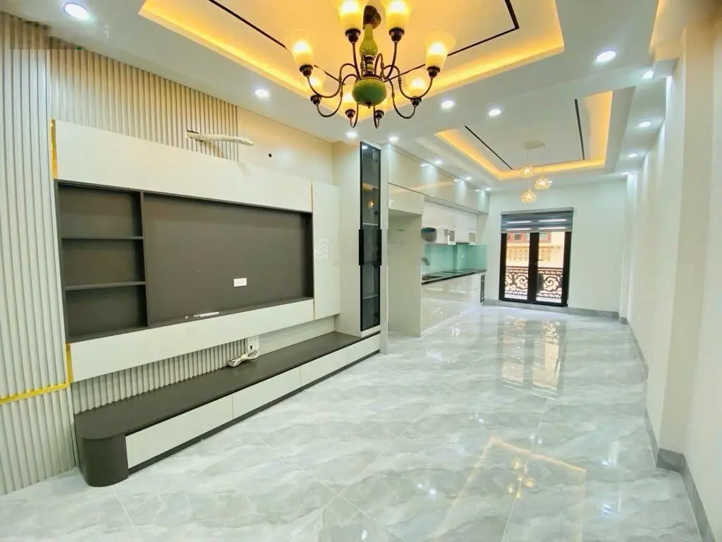 Nhà dân xây lý sơn - 38m2 - 6 tầng - ngõ thông - kinh doanh - thang máy -ô tô vào nhà 8.6 tỷ