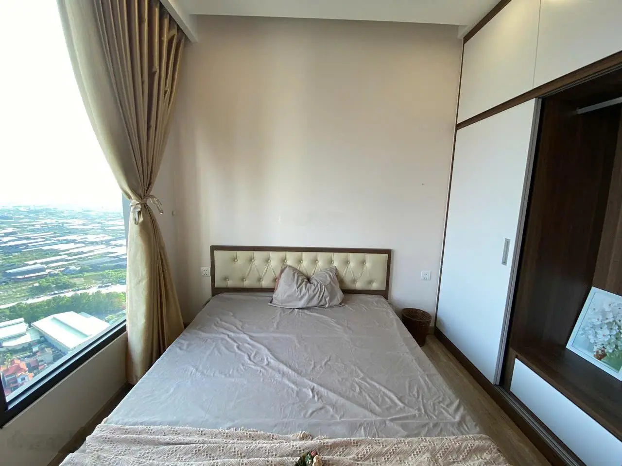 Bán 2pn 2wc Haven Park, 58m2, full đồ, 3.2 tỷ bao phí, view biệt thự đảo, hướng nam. 0337 259 ***