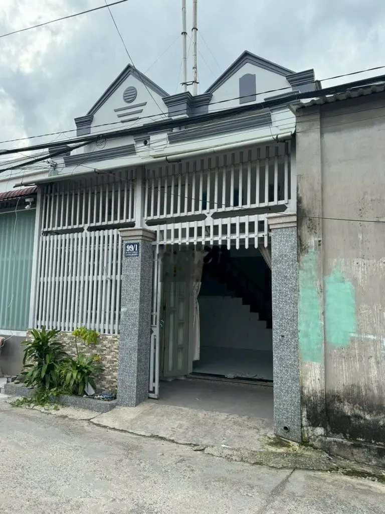 Nhà sổ riêng gần chợ Đông Hòa giáp Làng Đại Học Thủ Đức