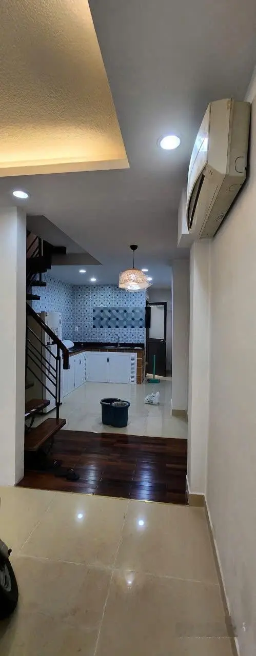 Bán Nhà 18 Đường Nguyễn Cảnh Chân,Phường Cầu Kho ,Quận 1 . LH 0903070684