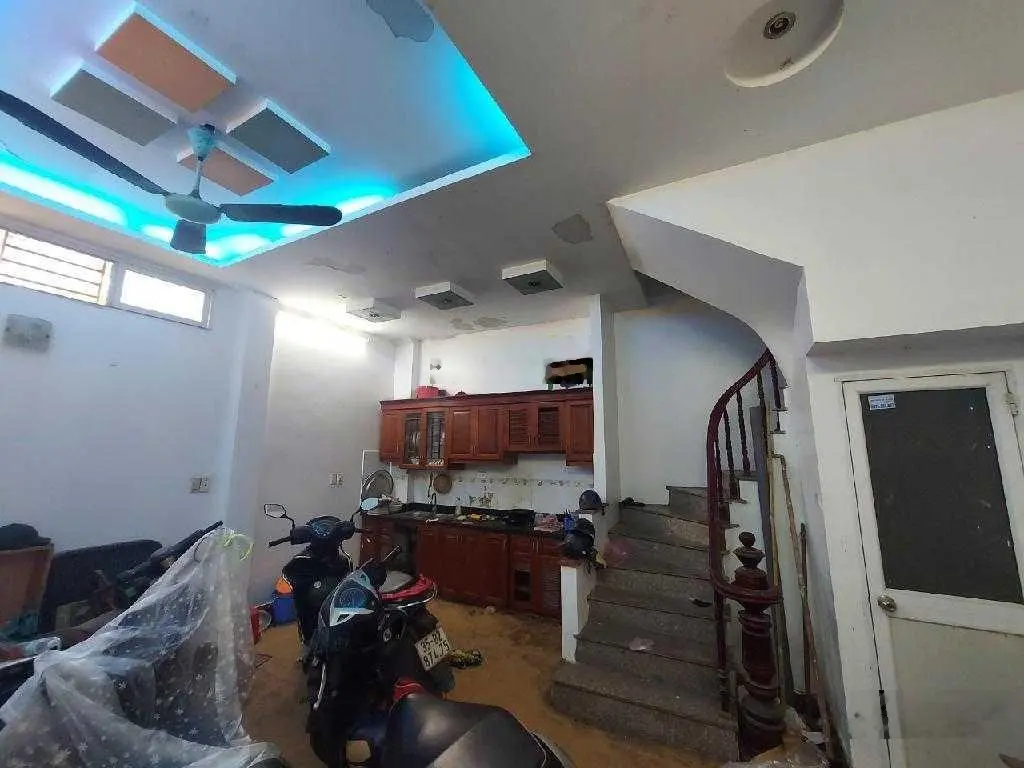 BÁN NHÀ RIÊNG 35M ,GẦN UBND XÃ ĐÔNG DƯ