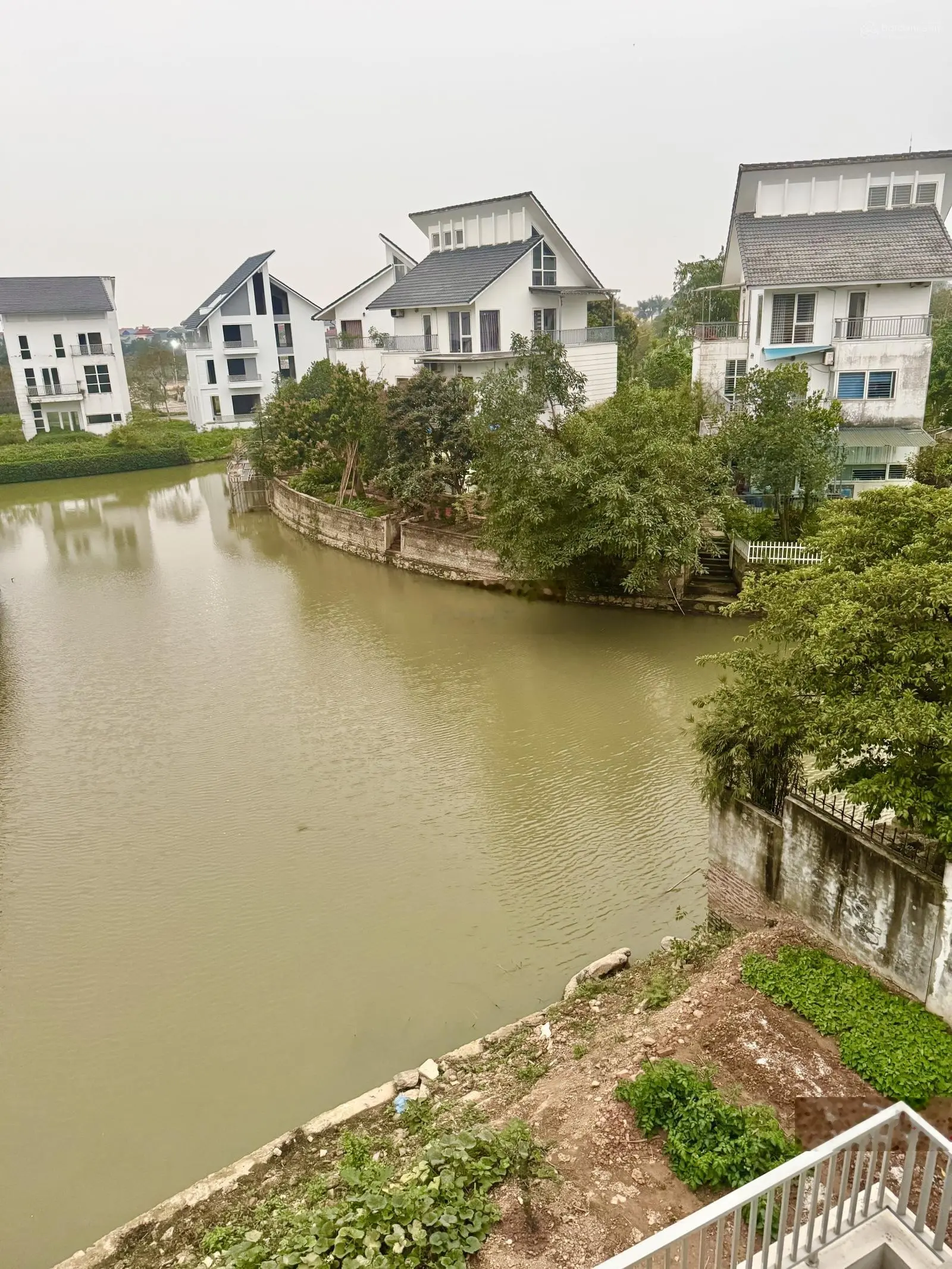 Cần bán siêu biệt thự mặt hồ siêu dài ~ 368m2 tại khu đô thị ngôi nhà mới New House City - Quốc Oai