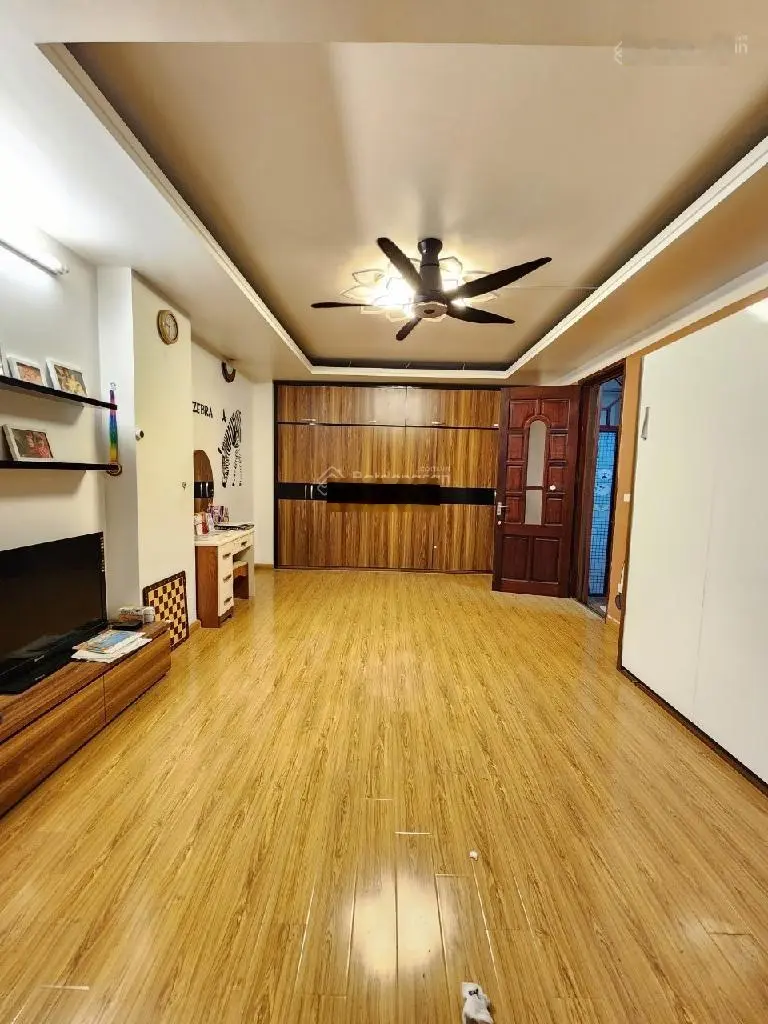 CHỦ CẦN TIỀN BÁN GẤP NHÀ PHỐ KHÂM THIÊN - NGÕ THÔNG - MẶT TIỀN RỘNG - HAI THOÁNG VĨNH VIỄN