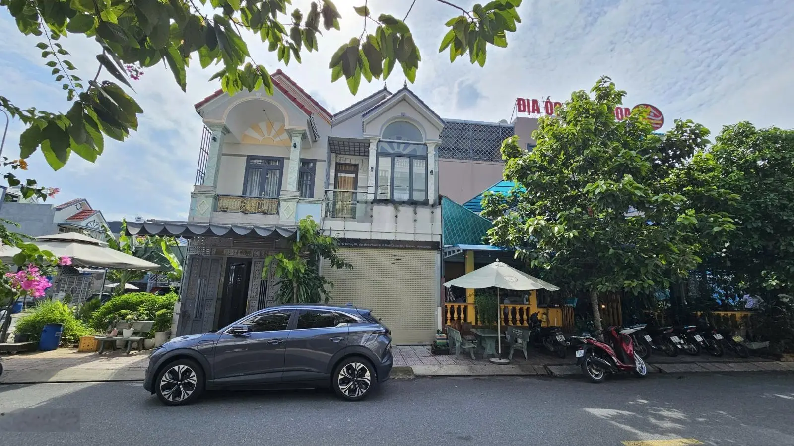 2 tỷ 8 Bán nhà 1 trệt 1 lầu KDC rẻ nhất gần chợ Phú Phong 200m, P.Bình Chuẩn, TP.Thuận An