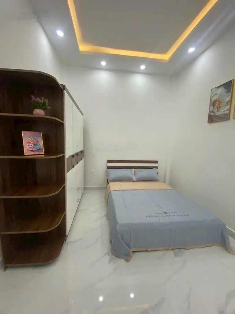 Nhà ngộp đường Vĩnh Viễn-P4-Q10 Giá 5tỷ3/76m2(5,5x15m) Đang cho Thuể 60tr/Tháng