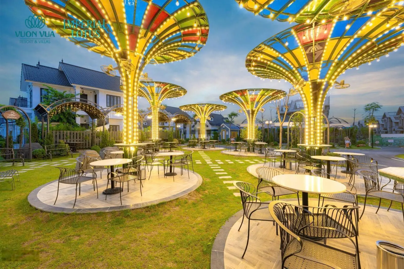 Bán Biệt thự Vườn vua Resort - Sẵn sổ - Oto đỗ cửa - khai thác dòng tiền 100tr/tháng