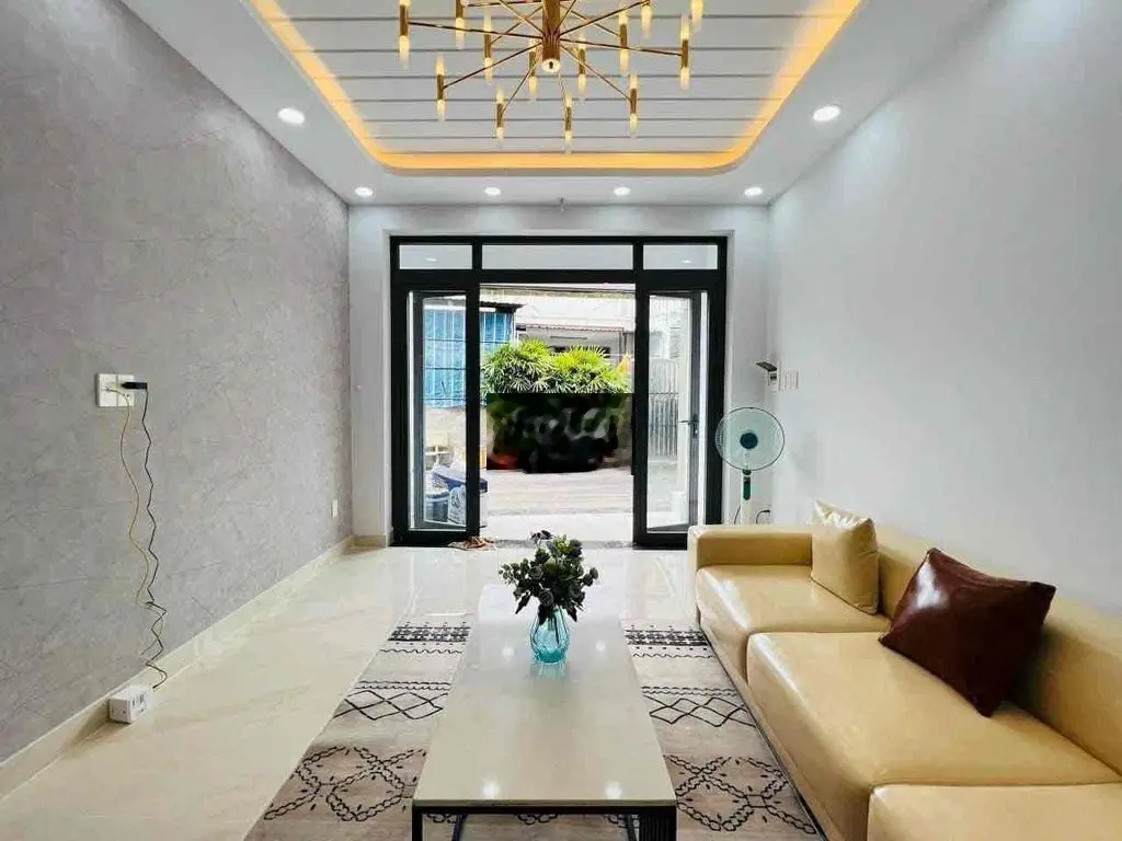 Chính chủ cần bán gấp nhà ngay chợ Bình Thành, Sổ Hồng. Giá 2Tỷ5 TL