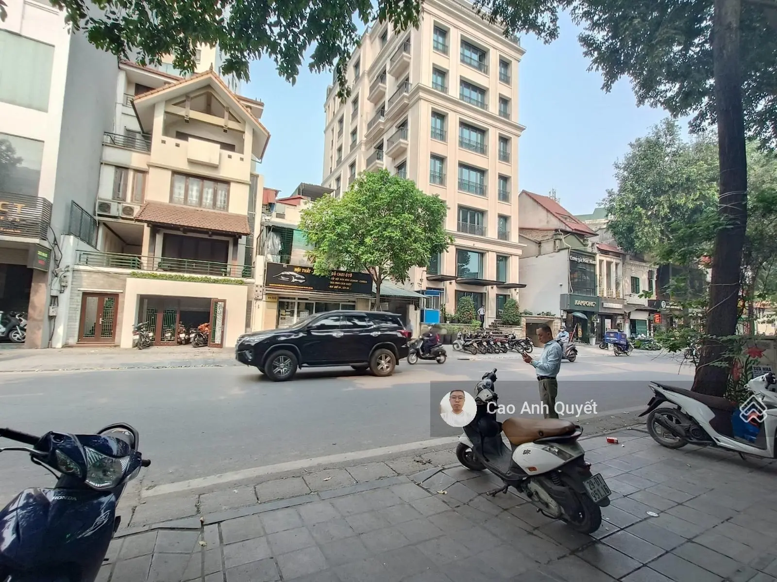 Bán nhà mặt phố Lò Đúc Quận Hai Bà Trưng 235m2 8T lô góc MT 8,5m vỉa hè 135 tỷ Lò Đúc