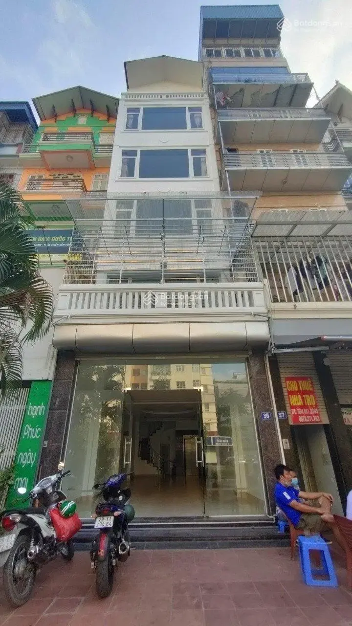 Bán nhà mặt phố Hoàng Cầu, Đông Đa, 50m2, mặt tiền 4m, kinh doanh đỉnh giá 20 tỷ 0989 031 ***