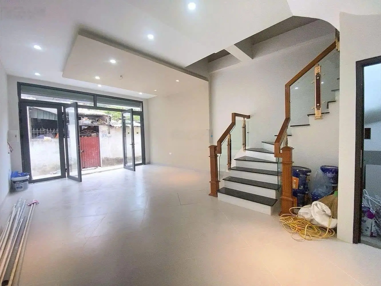 Căn góc 37m2 x 4 tầng ô tô tránh cách trục phú lương 10m. nhà đẹp, hàng hot. giá nhỉnh 5 tỷ x.