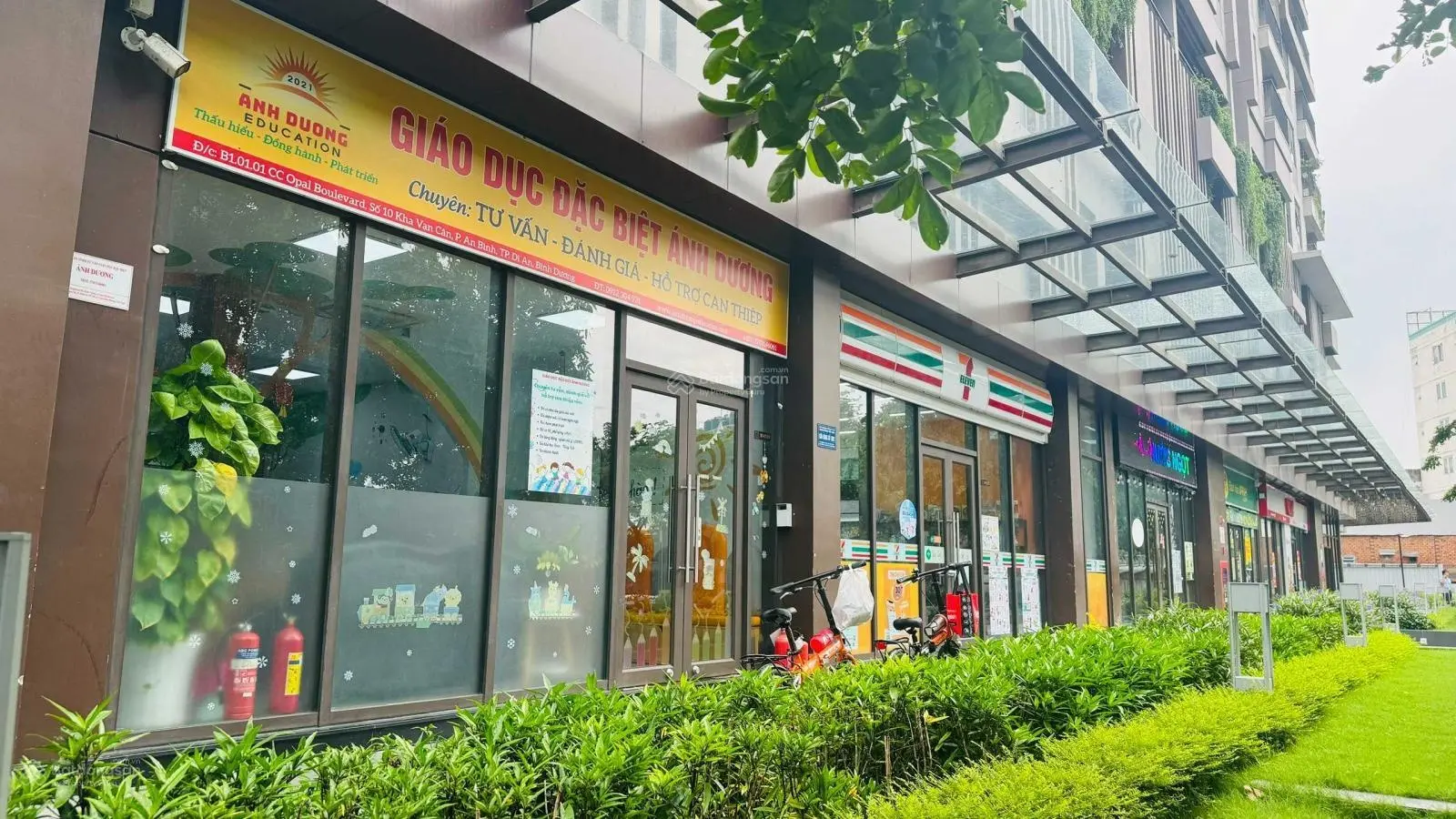 Bán nhanh 3pn2wc 100m2 view hồ bơi vô cực giá chỉ 3,5 tỷ(đã có thuế phí) để lại toàn bộ nội thất