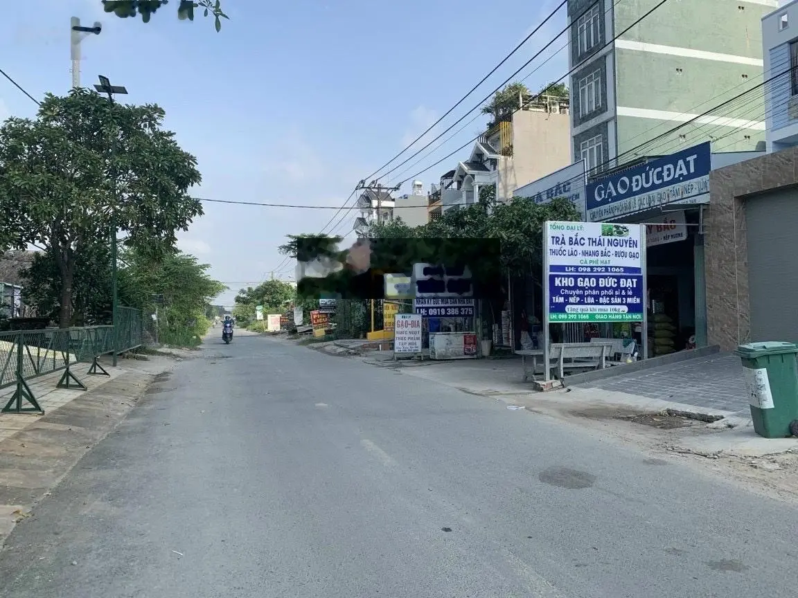 Bán nhà mặt tiền đường Bưng Ông Thoàn giá 15,2 tỉ diện tích 300m2