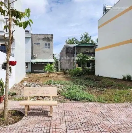 Bán lô đất Đ. Tô Hiệu, P Hiệp Tân, Tân Phú. DT 140m2 (7x20m) 2tỷ950 gần THCS Trần Cao Vân sổ sẵn