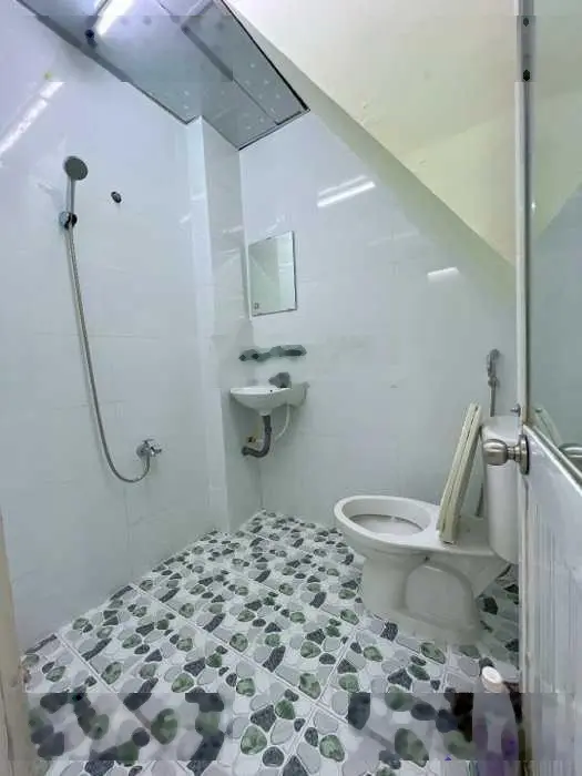 Cần bán căn nhà hẽm 266 phường 8 Q4