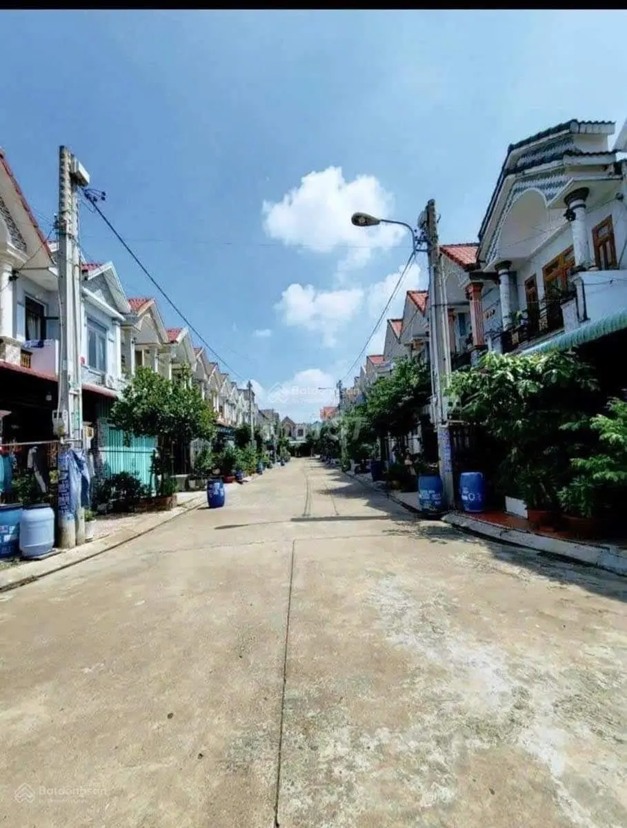 Nhà lầu trệt đường 8m gần đường Chiêu Liêu