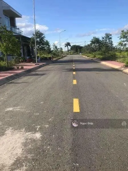 Bán gấp lô đất full thổ cư MTĐ Phú Hòa, Phường 1, Trà Vinh, 120m2/550tr, SHR, LH: 0898 537 ***