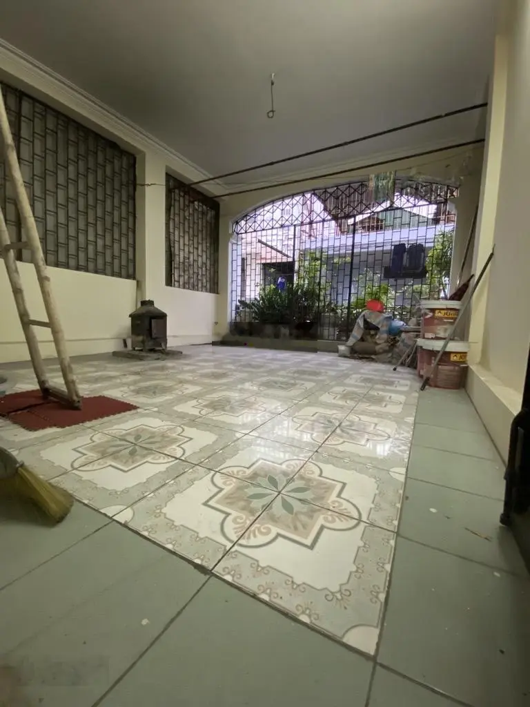 Bán nhà phân lô, ô tô chạy vòng quanh - vào nhà, phố Kim Ngưu, có vỉa hè, DT 52m2 x 4 tầng, MT 4,5m