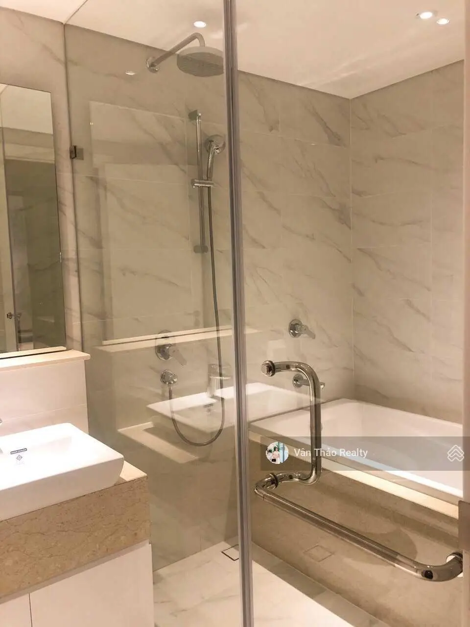 (Cần bán gấp) Căn hộ 3PN sân vườn 192m2, tầng thấp, view sông cực đỉnh khu căn hộ Đảo Kim Cương Q2