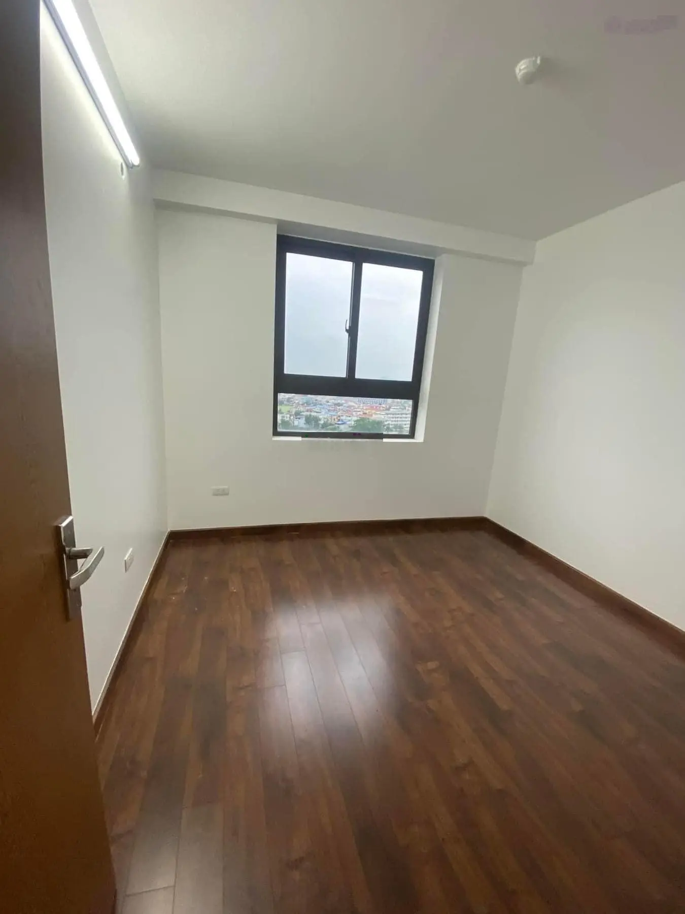 Duy nhất căn hộ 3 ngủ 82m2 tầng trung, đã có bìa 0388 985 ***