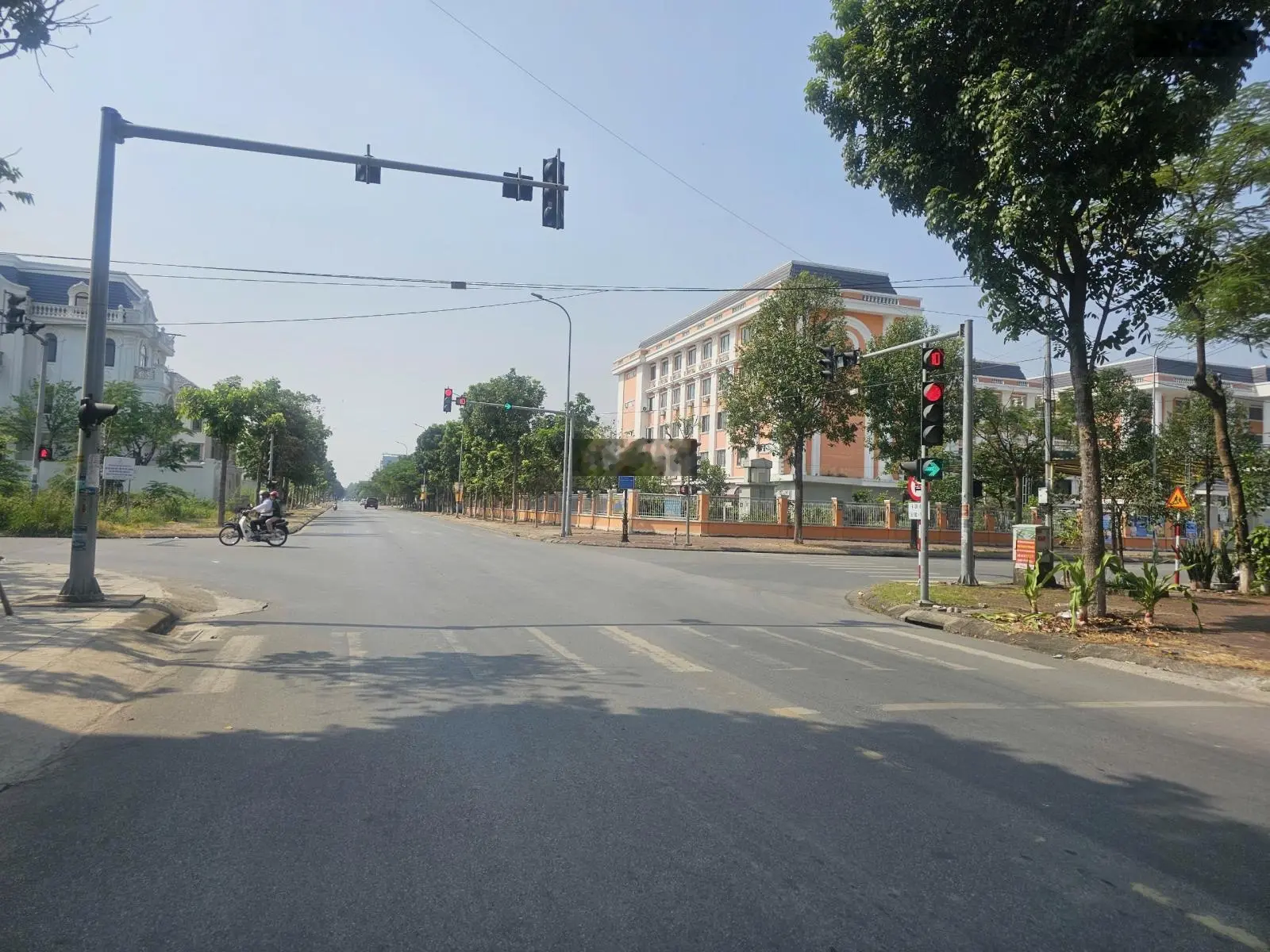 Chính chủ cần bán nhanh lô đất đẹp mặt đường Nguyễn Quyền, Bò Sơn, Võ Cường