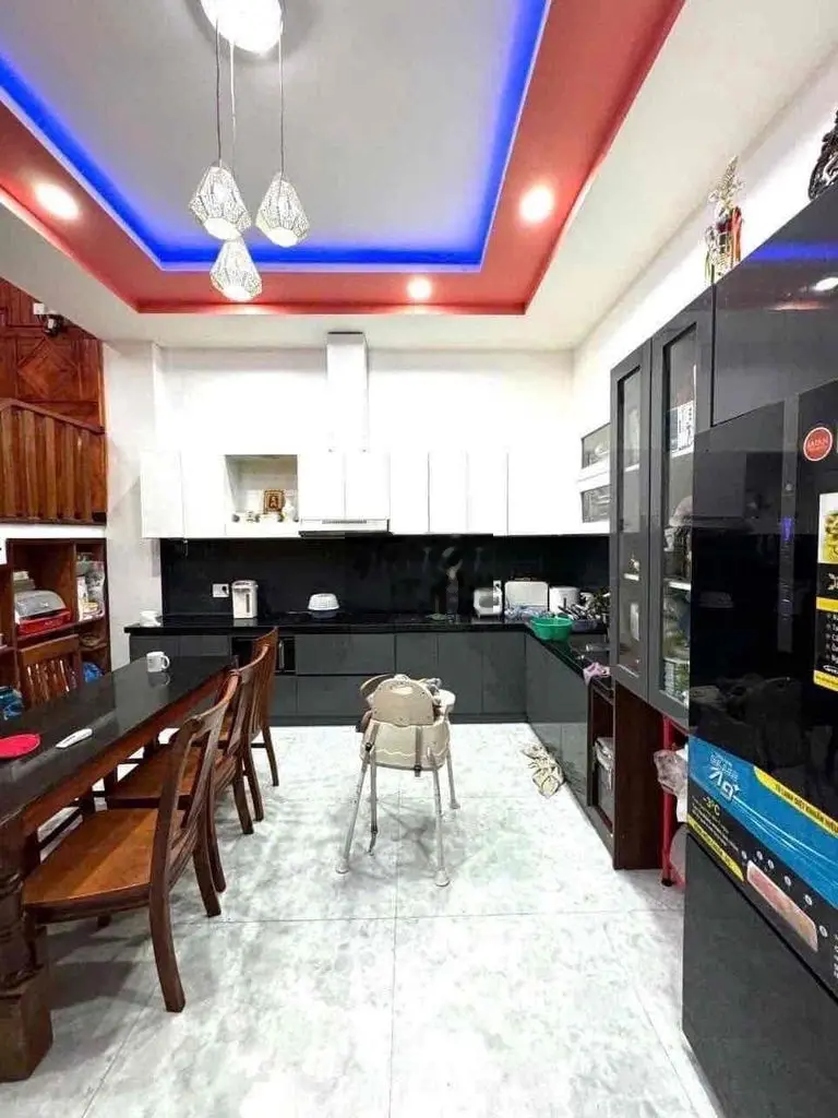 Cần bán nhà ở phú giáo 100m2 giá 1tỷ020 shr giá rẻ có ngay nhà đẹp