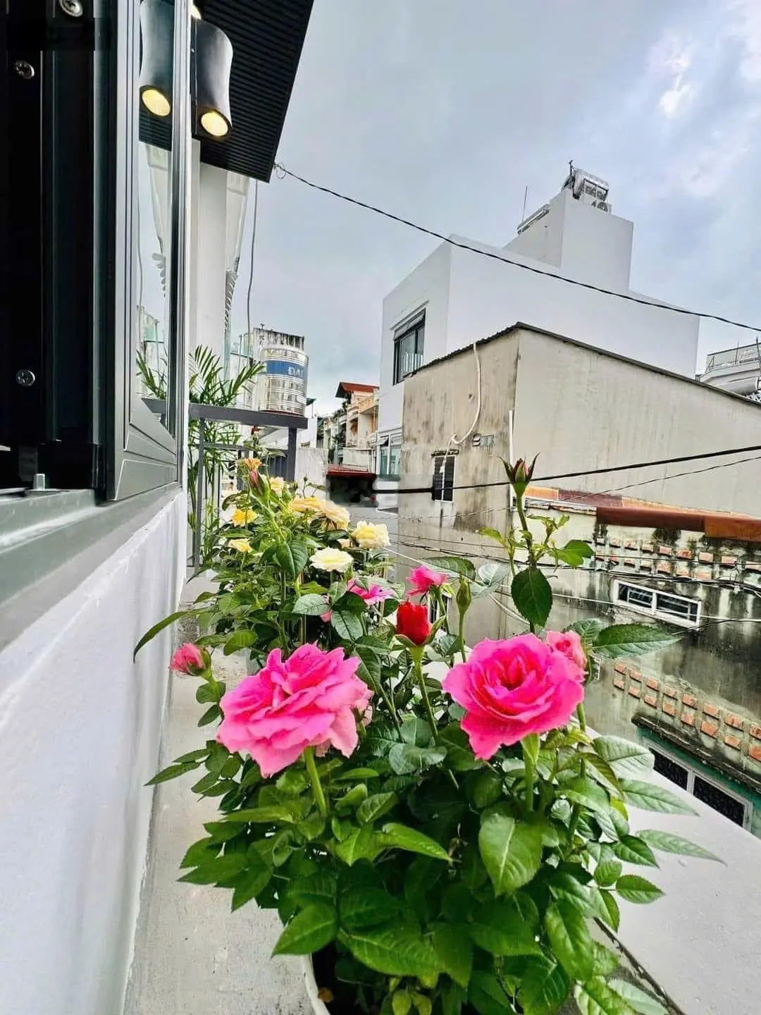Tặng full nội thất cho KH mua nhanh! Đặng Văn Sâm, Phường 9, Phú Nhuận. DT 52m2. HĐT 15TR Giá 3tỷ