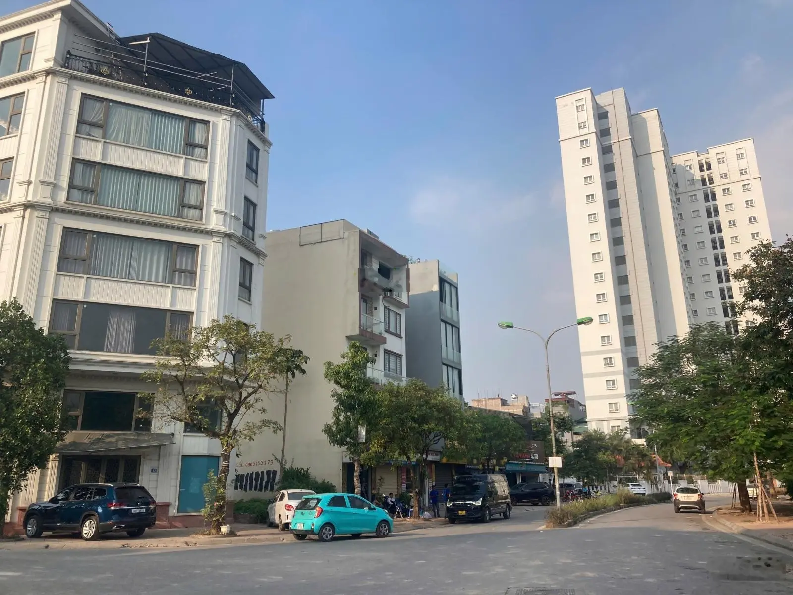 Bán 3 lô đất đẹp, vị trí đắc địa, để ở hay xây toà văn phòng tại Thạch Bàn, Long Biên, Hà Nội.
