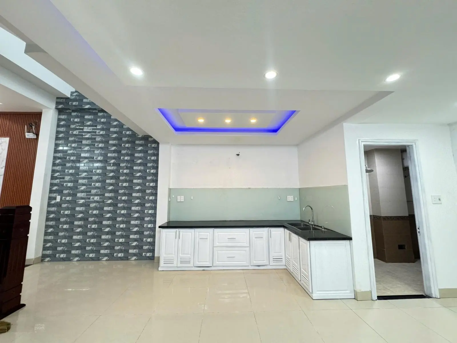 Chính chủ bán nhà 2 tầng 2 mê đúc đường 7,5m Lư Giang - Hòa Xuân - hướng Tây Bắc, vị trí đẹp