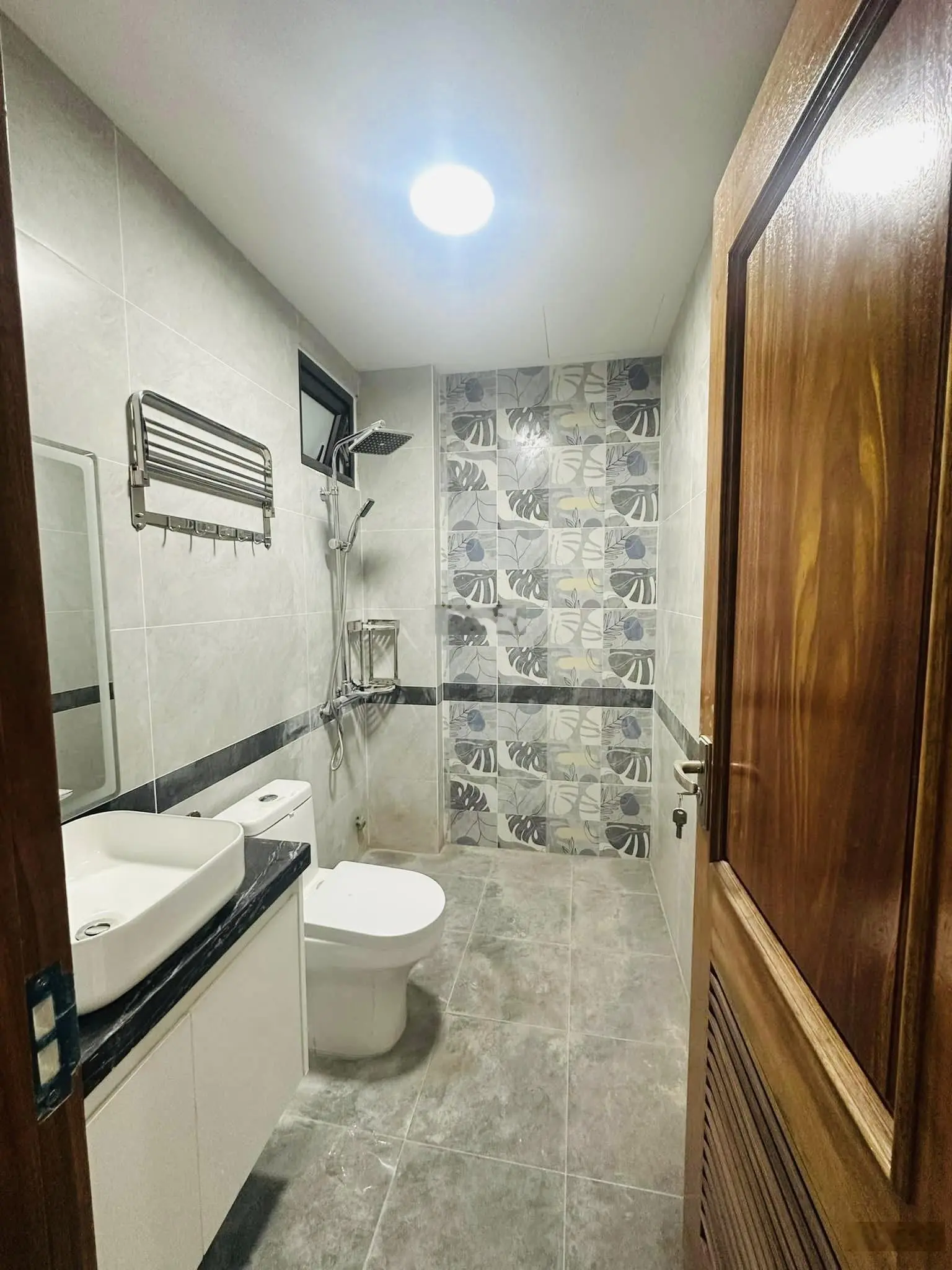 Bình tân - bán gấp nhà 83m ngay chợ gò xoài đường 10m kinh doanh sầm uất - nhỉnh 5 tỷ