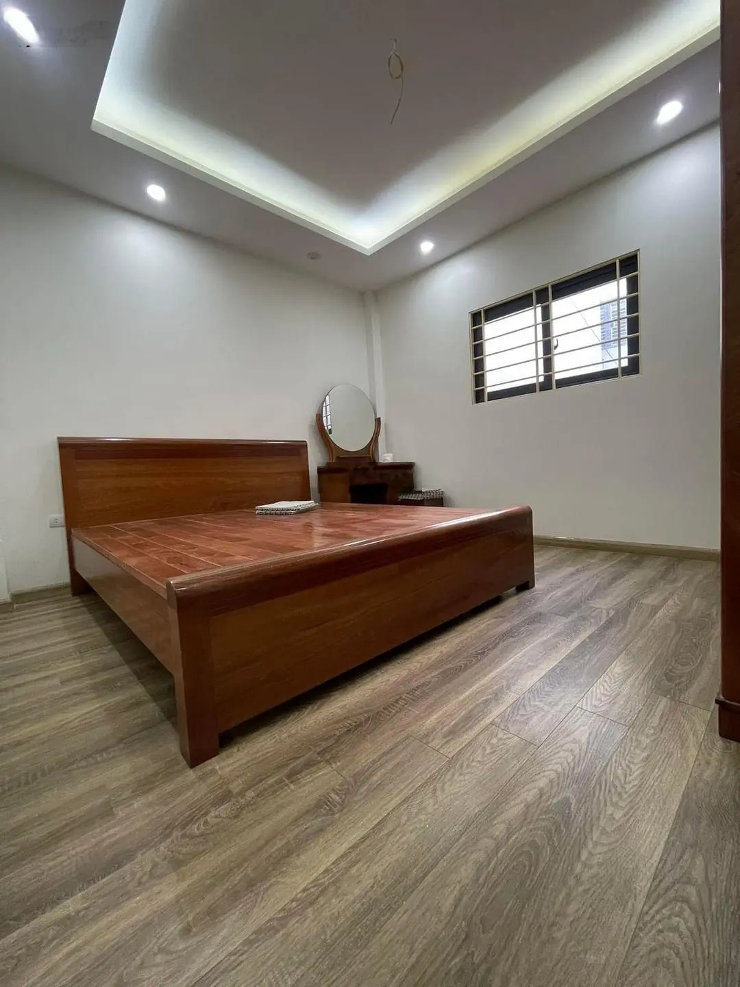 Bán nhà phố Hàm Nghi, 35m2 x 5 tầng mặt tiền 3,5 mét, 30m ra phố. Giá 8,5 tỷ