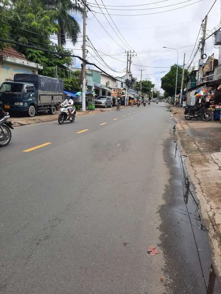 Cần bán đất thổ cư shr đg xe tải 5-7 tấn tiện làm kho giá:7.4 tỷ Tl